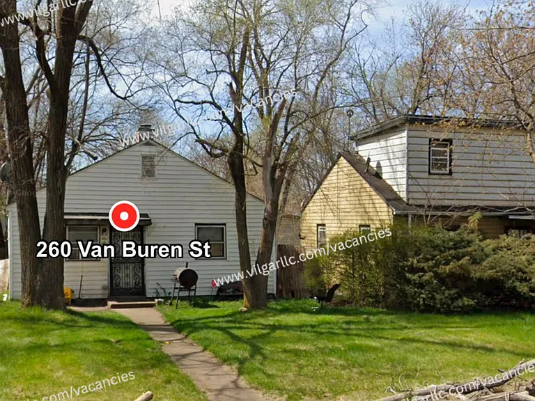 260 Van Buren St — Photo 3