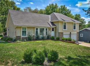 8221 Noland Rd, Lenexa, KS 66215