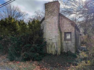 913 W 11th St, Bloomington, IN