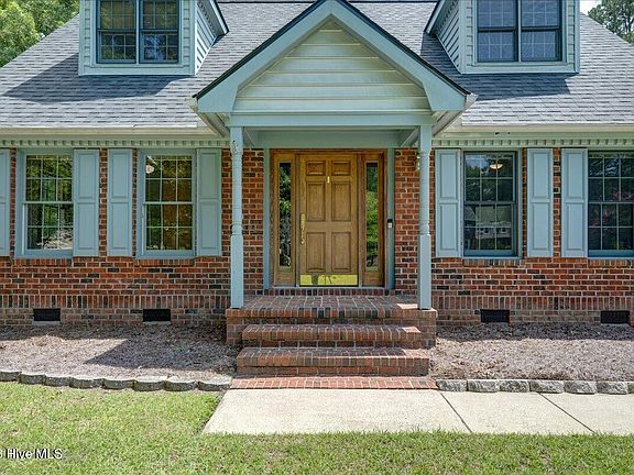 2nd image of 802 Thyme Court