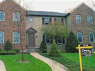 1st image of 131 Charleston Dr #131