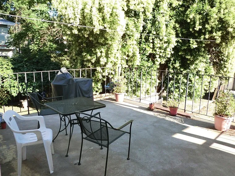 2118 H St — Photo 7