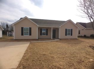 1610 Hudson Graham Ln, Charlotte, NC 28216