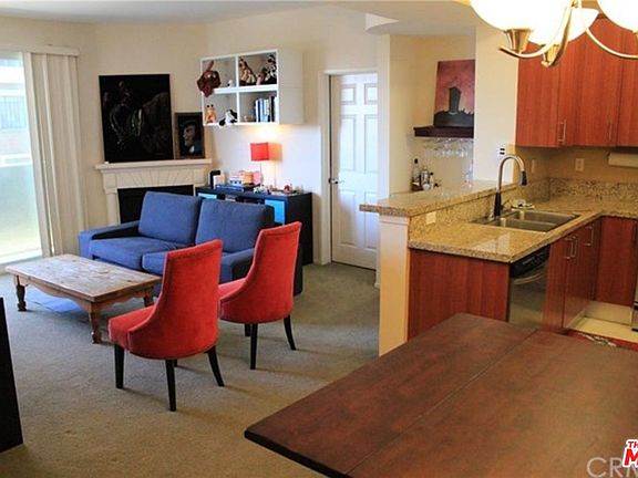5th image of 620 S Gramercy Pl APT 241