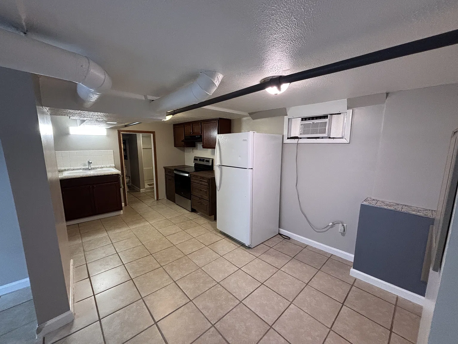 890 N. Main Street - Lower — Photo 3