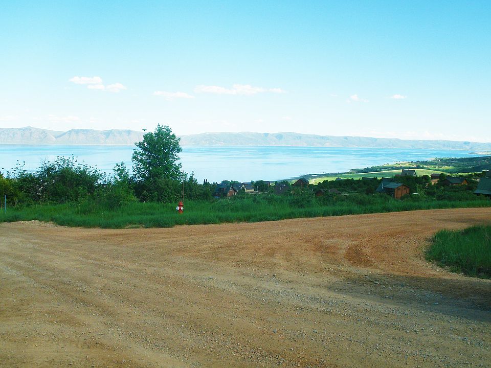 1st image of 186 Hickock Dr