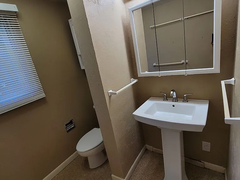 3917 Applewood Dr — Photo 30