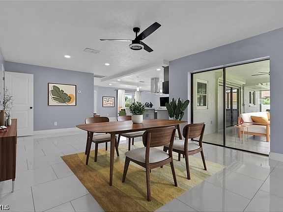 5th image of 1422 SW 1st Ave