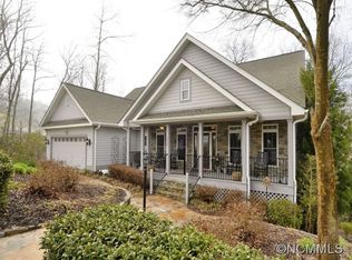 124 Barnsdale Ln, Hendersonville, NC 28791