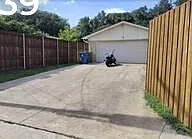 1324 Iris Ln — Photo 16