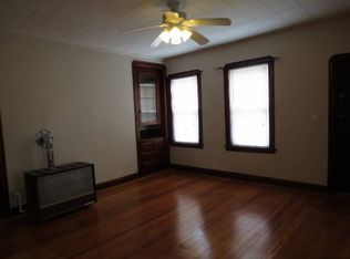 1146 Slade St APT 3R, Fall River, MA 02724