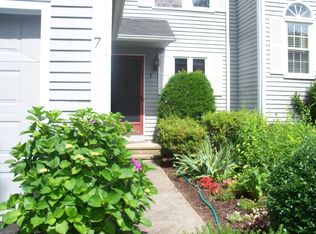 7 Quarry Village Rd, Cheshire, CT 06410