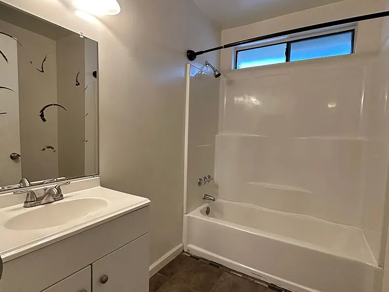 396 Adams St — Photo 8