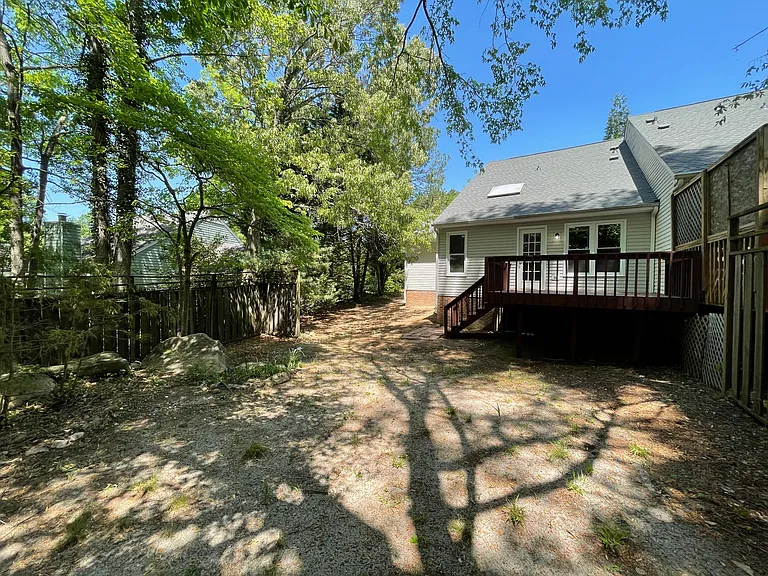 5108 Sinclair Dr — Photo 24