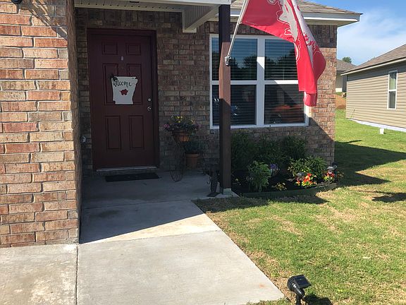 5th image of 300 E Glendale Ln