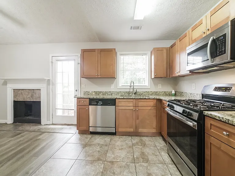 11469 Vinea Way — Photo 9