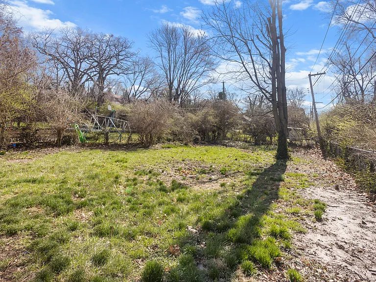 8320 Lucas And Hunt Rd — Photo 20