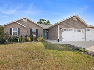 128 Falcons Crest Dr, Wright City, MO 63390