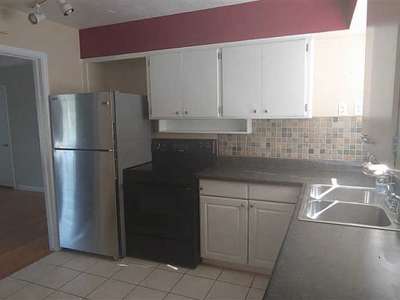 4th image of 1307 W Providence Ave
