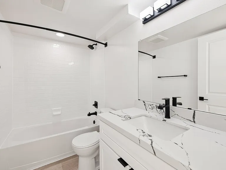 Ocean Villas Apartments — Photo 30