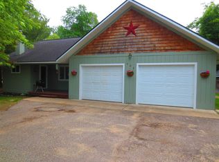 402 Clark St, Boyne City, MI 49712