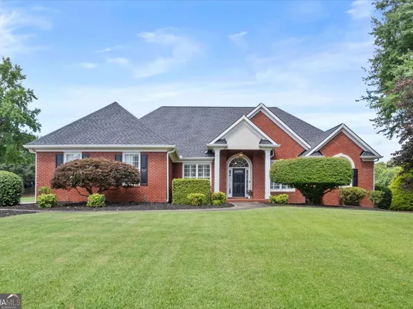 411 Hickory Fairway Ct, Woodstock, GA 30188