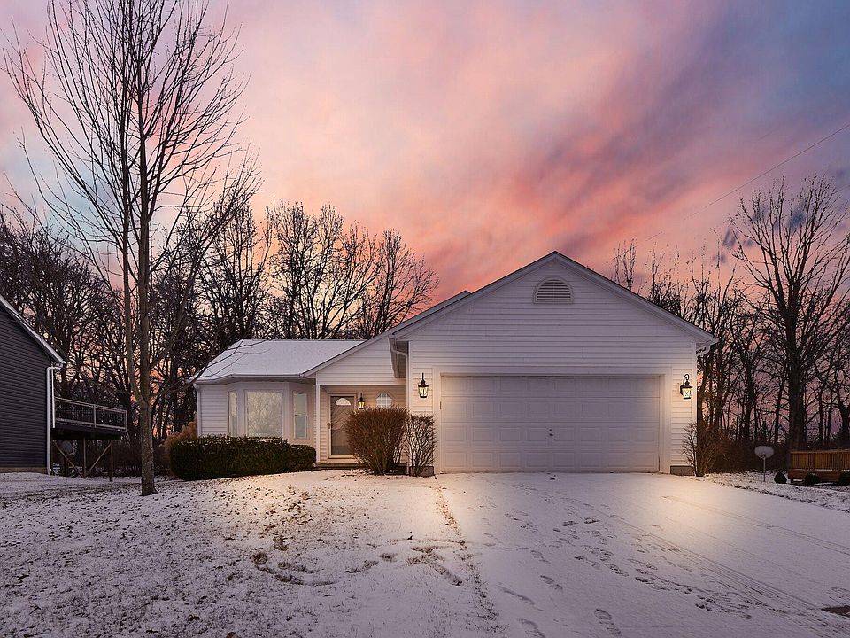 1st image of 120 Coachman Dr