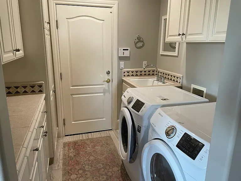 4502 Gresham Dr #A — Photo 17