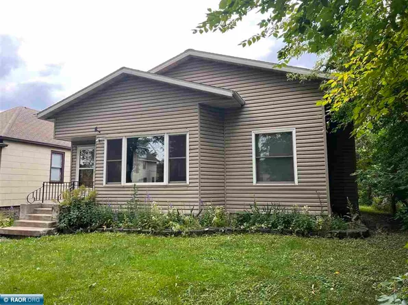 407 5th St S, Virginia, MN 55792