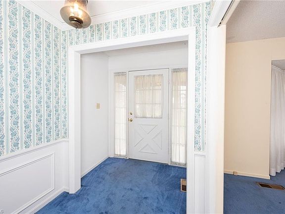 5th image of 182 Pine Valley Rd