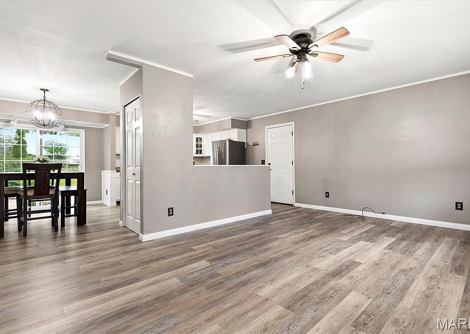 2417 Headland Dr, Saint Charles, MO 63301 | Zillow