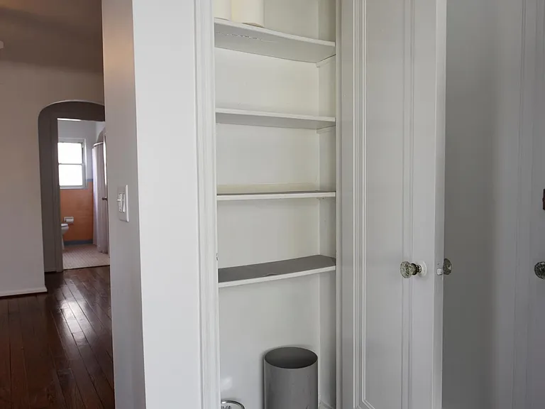2548 Losantiville Ave #1 — Photo 17