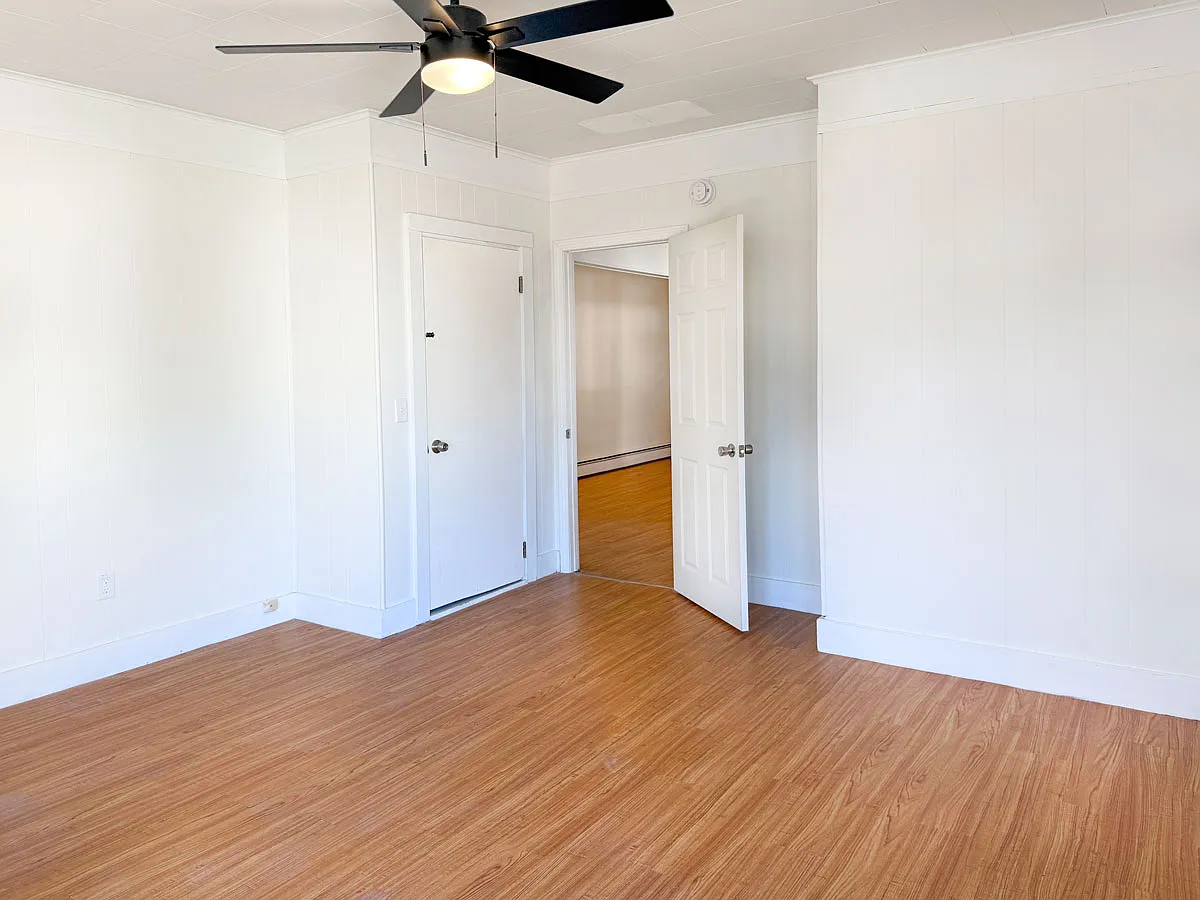 2 bed, 880 sqft, $2,000 — Photo 3