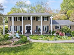 60 Club Knoll Ave, Waynesville, NC 28786