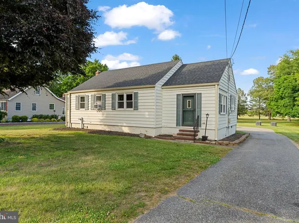 420 Landing St, Lumberton, NJ 08048
