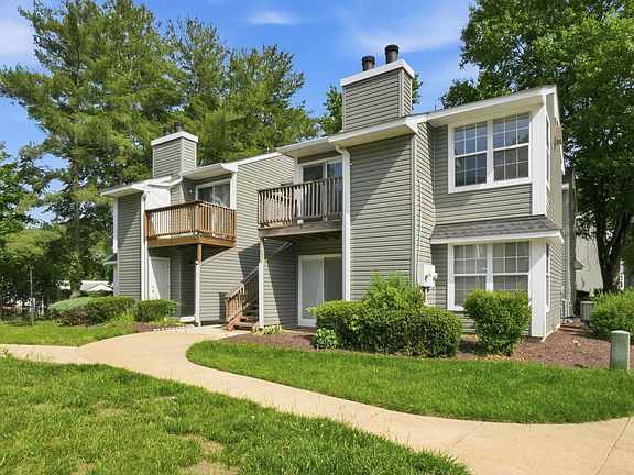 2nd image of 8633 Beekman Pl #33D