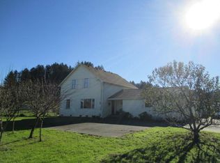 766 Centerville Rd, Ferndale, CA 95536