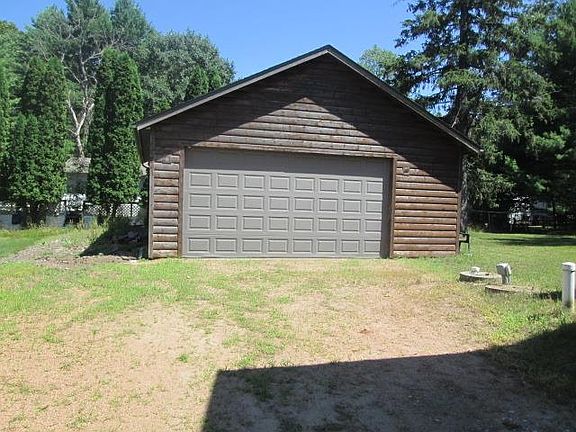2nd image of 2106 Town Rd