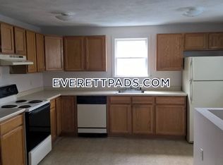 13 Cumberland St, Everett, MA 02149