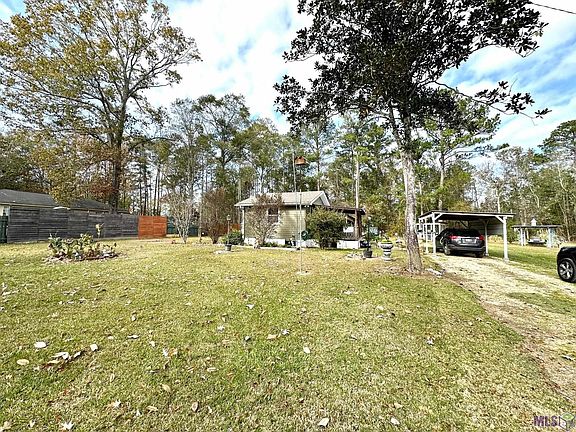 3rd image of 16046 Gunboat Landing Rd