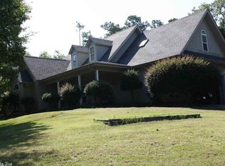 142 Woodlawn Dr, Mount Ida, AR 71957