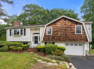 4 Pierce St, Walpole, MA 02081