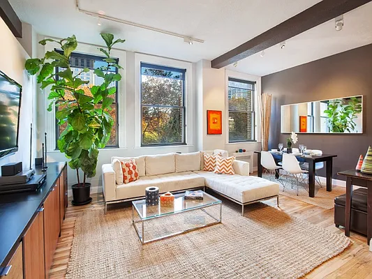 Sold by Sotheby's International Realty | media 1