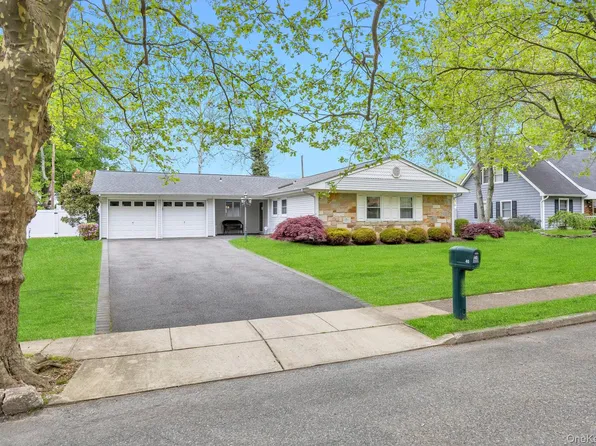 40 Twisting Drive, Lake Grove, NY 11755