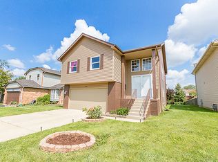 1319 Caribou Trl, Carol Stream, IL 60188
