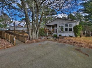 3 Blueberry Hts, West Greenwich, RI 02817