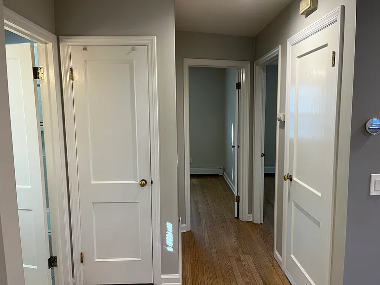 8 Robinview Ter — Photo 10