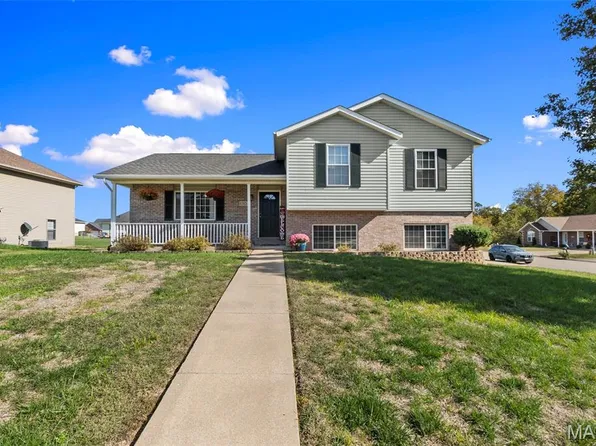 1304 Holly Dr, Cape Girardeau, MO 63701