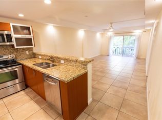 100 Edgewater Dr APT 336, Coral Gables, FL 33133