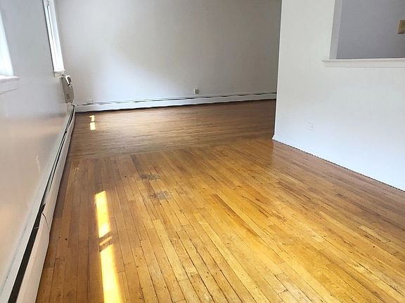 3rd image of 18-11 Ditmars Blvd #3F